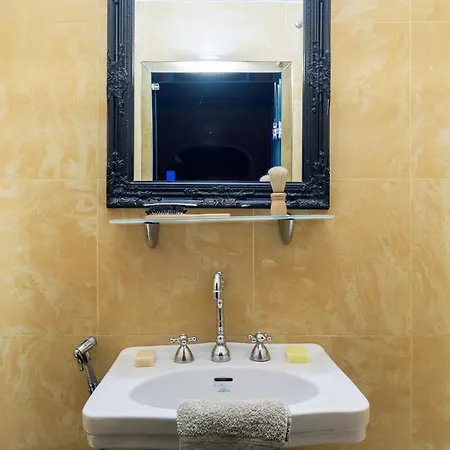 ALTIDO Bright Flat in Milan Centre near Duomo Appartamento *